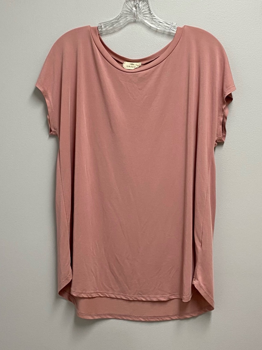 Rebel Society Soft Scoop-Neck Women's Top in Dusty Rose XL